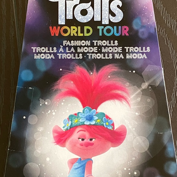 Trolls DreamWorks Stylin' Poppy Fashion Doll - Picture 4 of 5